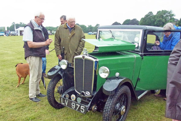 That is small! The Yates 1933 Saloon LV 975 (Gregory)